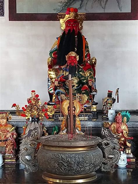 關主意思|首頁 > 宗教知識+ > 宗教神祇 > 關聖帝君 (Holy Emperor Guan)